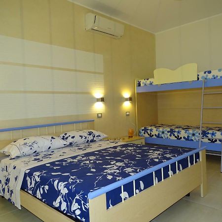 Linda Casa Vacanze Felline Kültér fotó