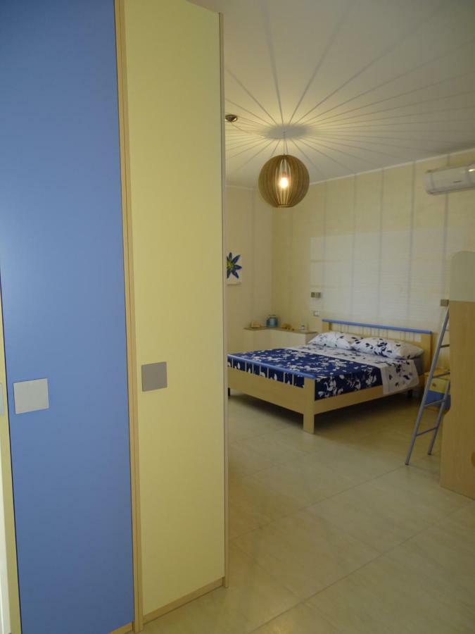Linda Casa Vacanze Felline Kültér fotó