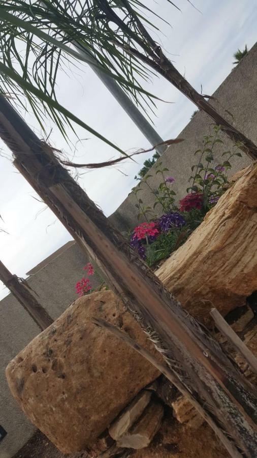 Linda Casa Vacanze Felline Kültér fotó