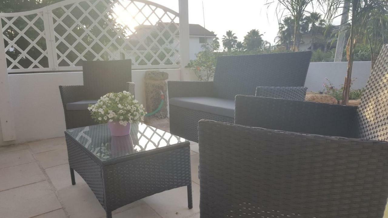 Linda Casa Vacanze Felline Kültér fotó